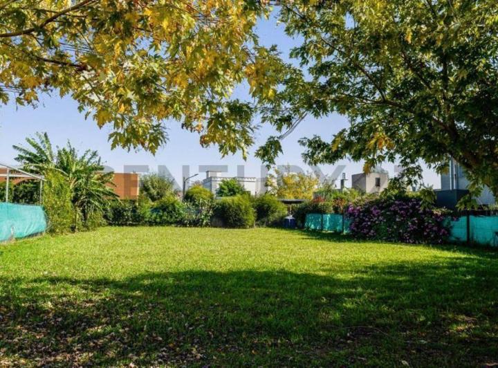 Terreno · 620m²