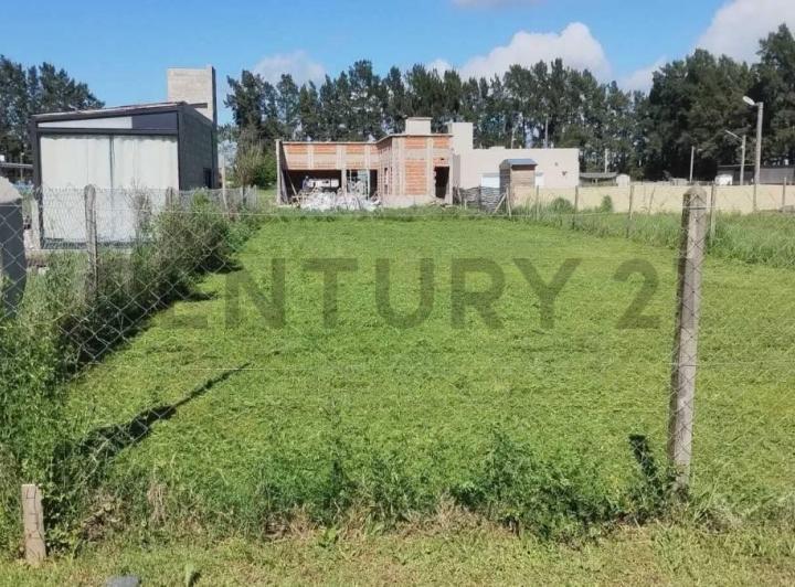 Terreno · 300m²