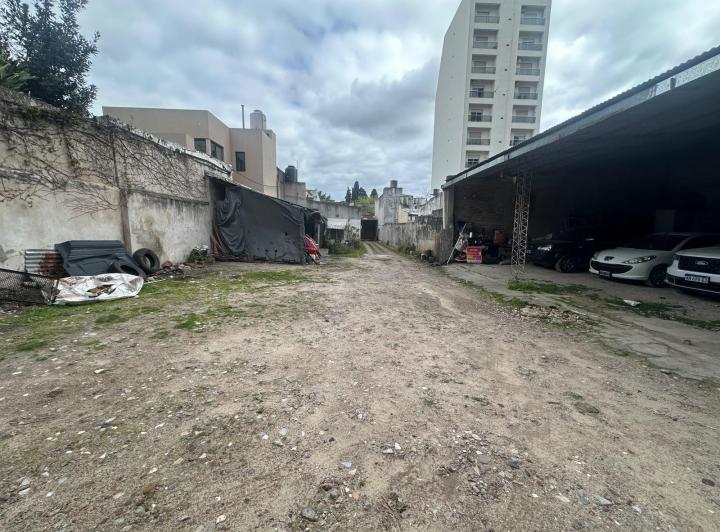 Terreno · 800m²