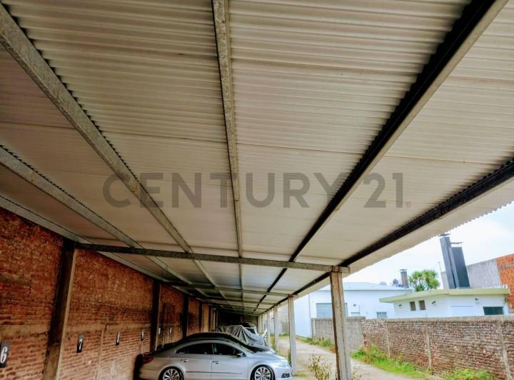 Terreno · 600m² · 10 Cocheras