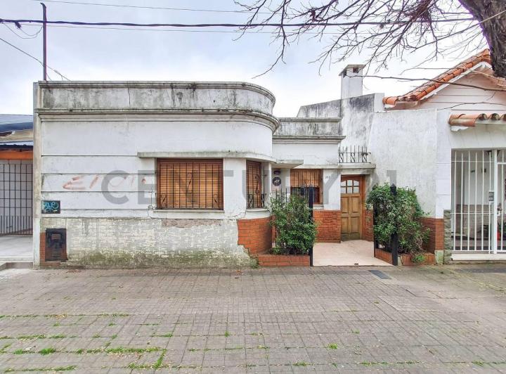 Terreno · 130m² · 3 Dormitorios