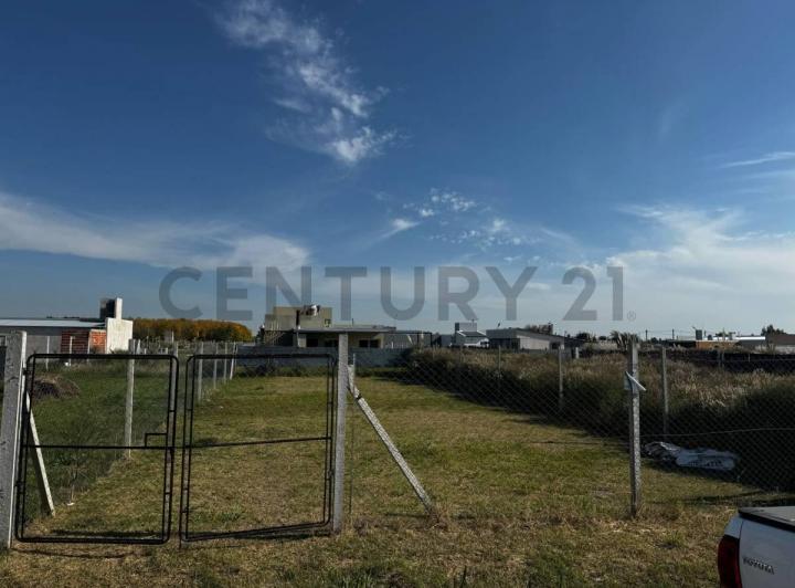 Terreno · 305m²