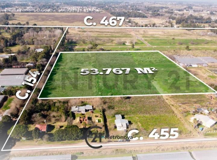 Terreno · 53700m²