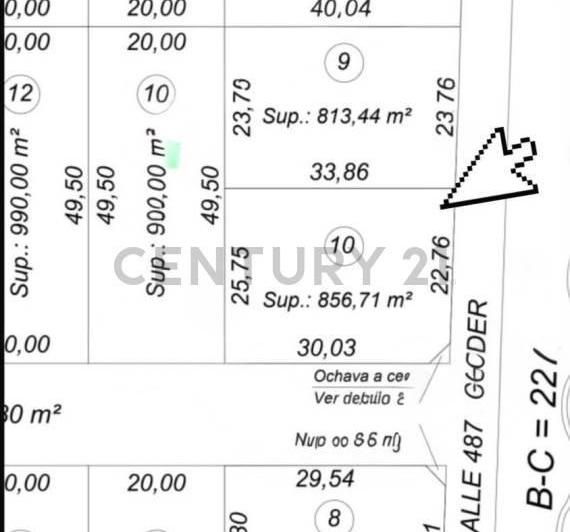 Terreno · 856m²