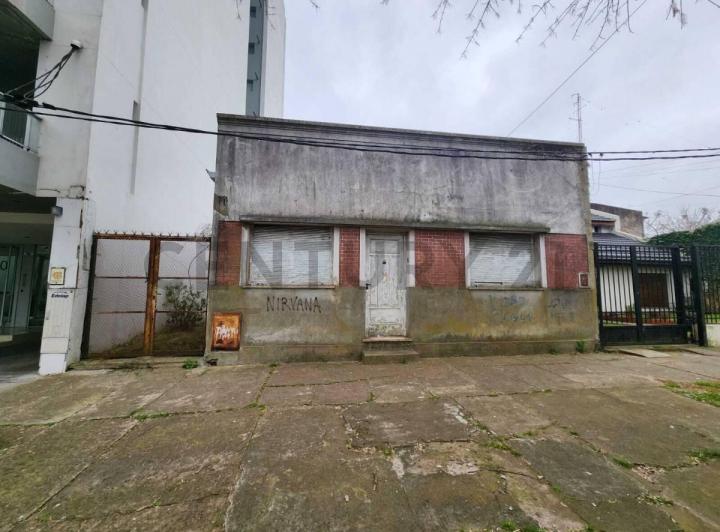 Terreno · 600m²