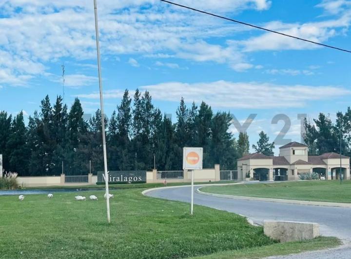 Terreno · 1530m²