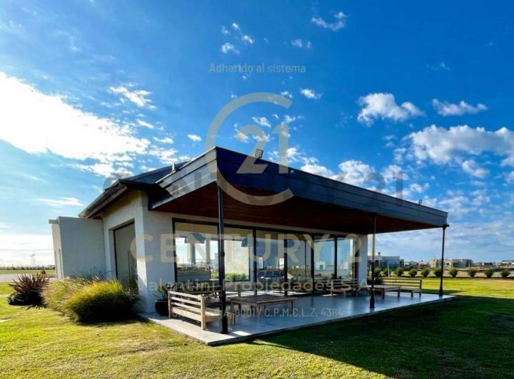 Terreno · 690m²