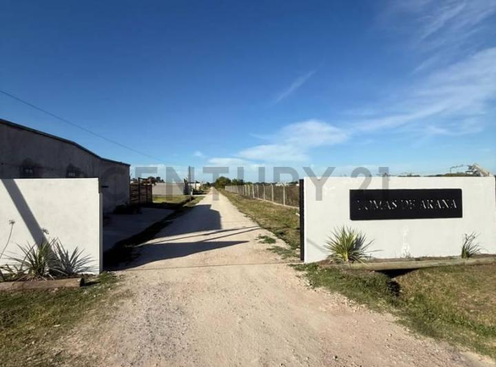 Terreno · 305m²