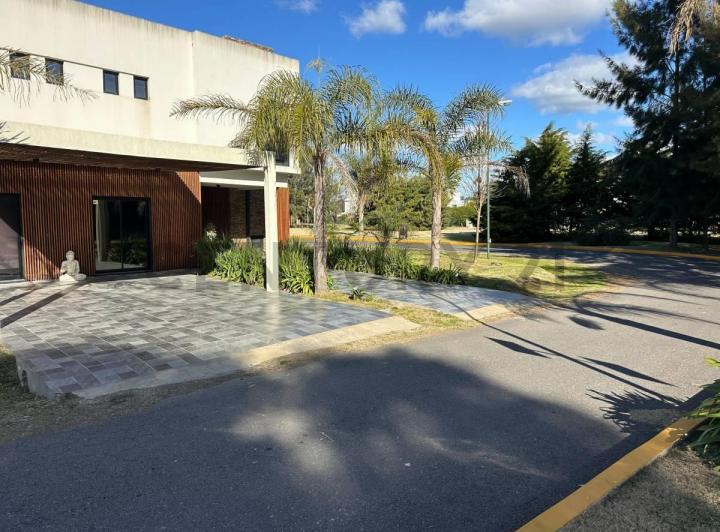 Terreno · 570m²