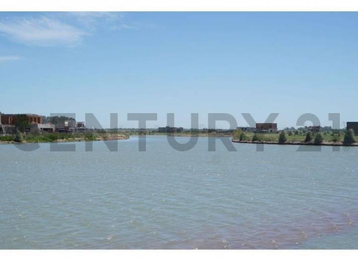 Terreno · 764m²