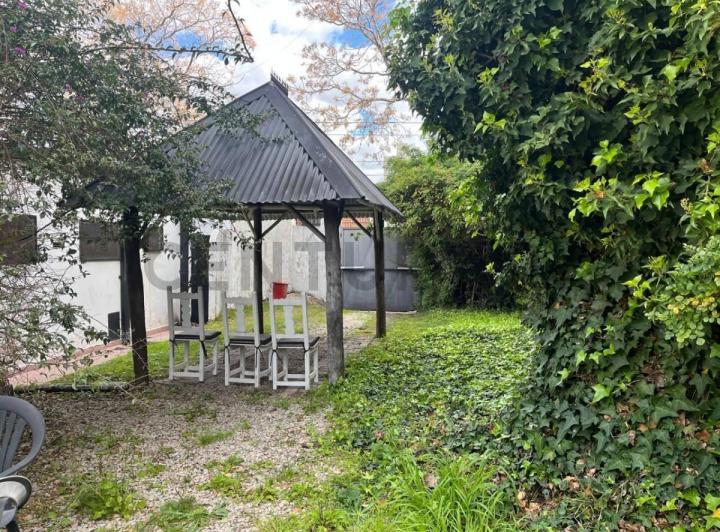Terreno · 300m²
