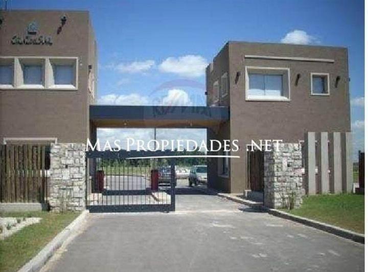 Terreno · 850m²