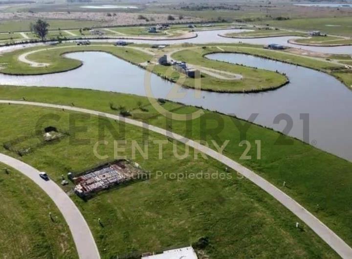 Terreno · 674m²