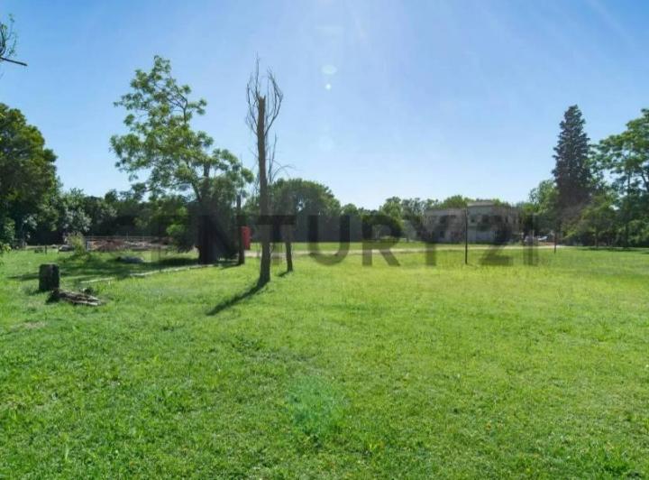 Terreno · 801m²