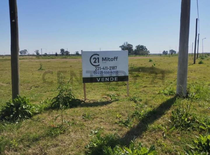 Terreno · 1050m²