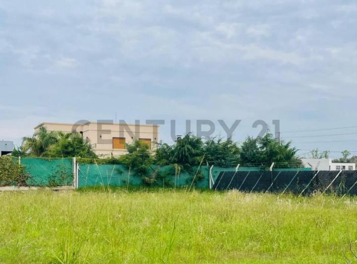 Terreno · 360m²