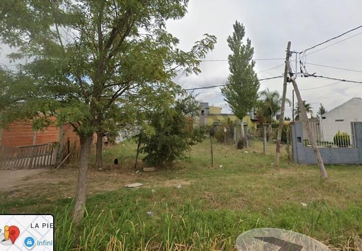 Terreno · 642m²