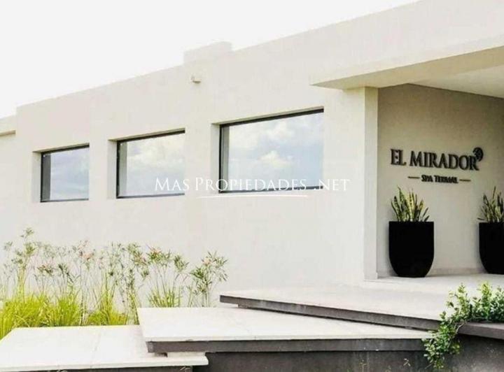Terreno · 1700m²