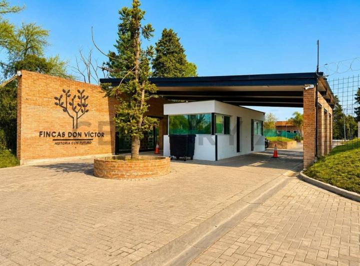 Terreno · 600m²