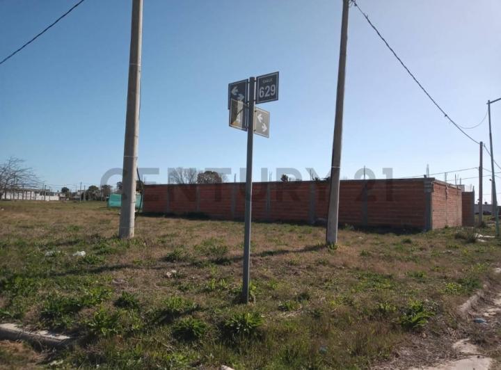 Terreno · 282m²