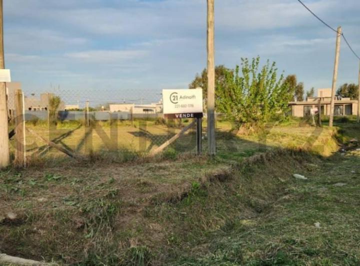 Terreno · 600m²