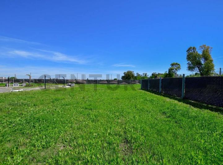 Terreno · 319m²