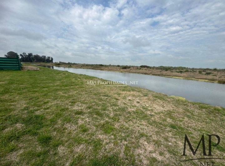 Terreno · 672m²