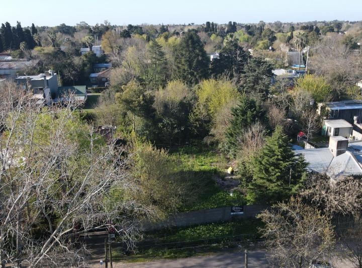 Terreno · 484m²