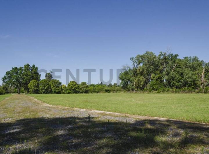 Terreno · 615m²