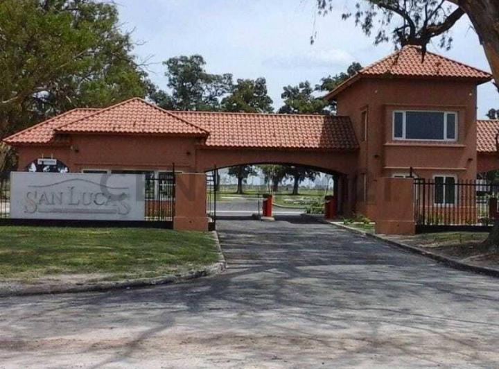 Terreno · 800m²