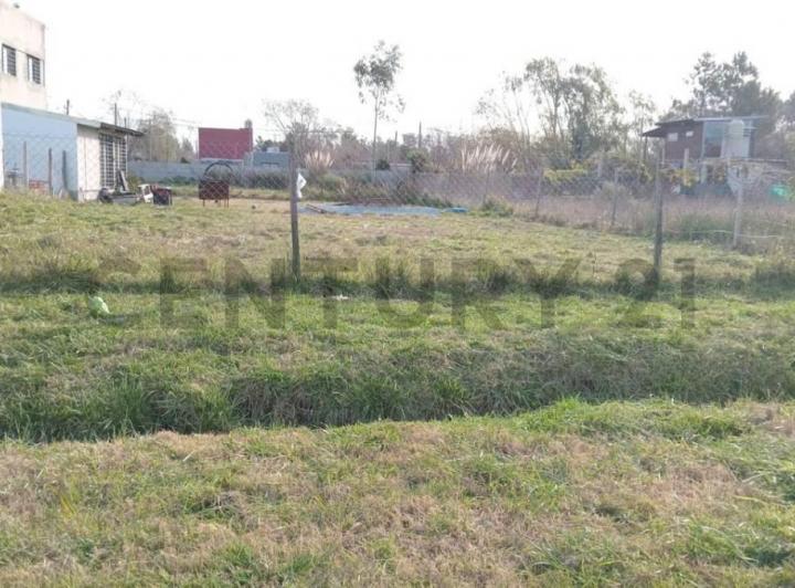 Terreno · 277m²
