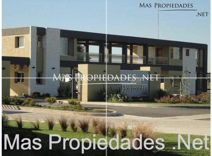 Terreno · 605m²