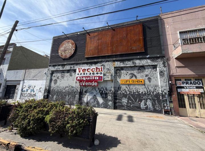 Local comercial · 353m² · 1 Ambiente