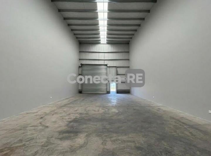 Bodega-Galpón · 200m²