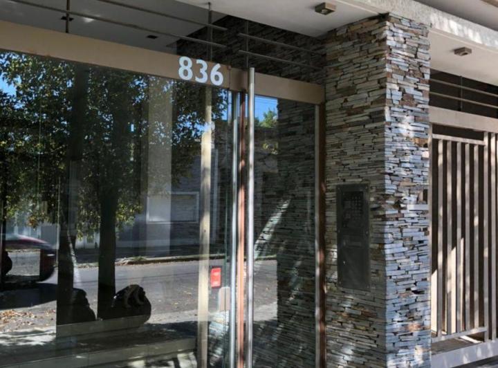Departamento · 50m² · 2 Ambientes · 1 Cochera