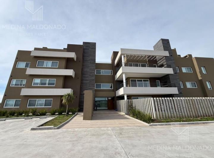Departamento · 3 Ambientes · 1 Cochera