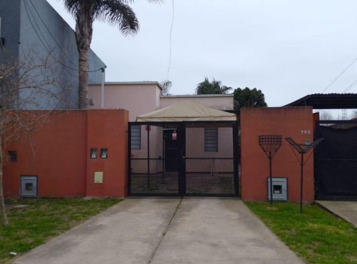 Casa · 90m² · 3 Ambientes · 1 Cochera