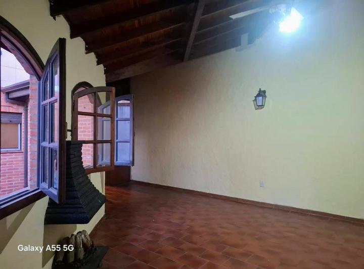 Local comercial · 110m² · 4 Ambientes