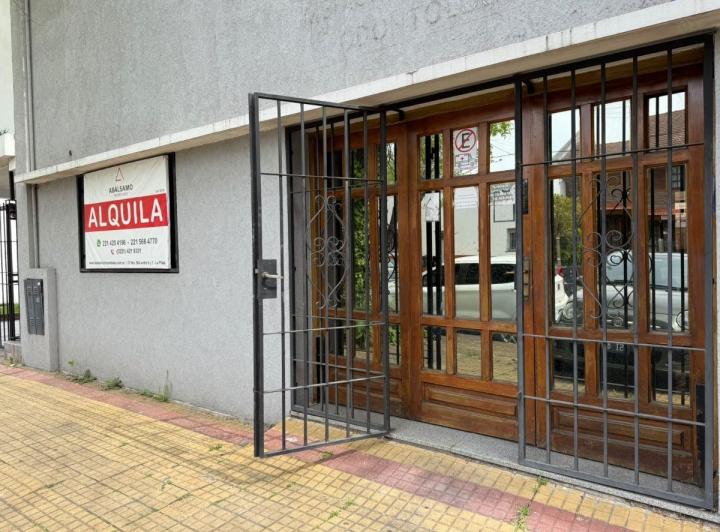 Local comercial · 110m² · 2 Ambientes · 1 Cochera