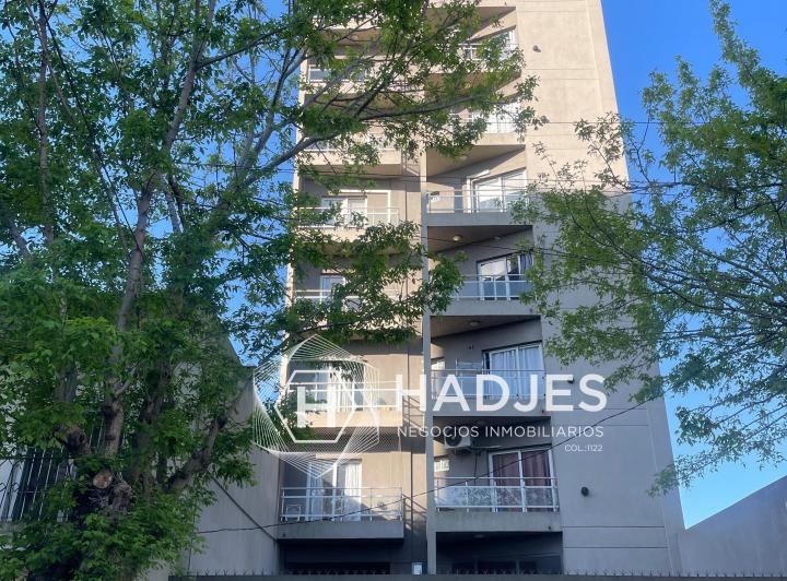 Departamento · 50m² · 2 Ambientes · 1 Cochera
