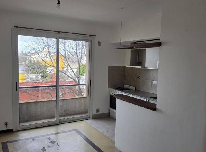 Departamento · 45m² · 2 Ambientes · 1 Cochera