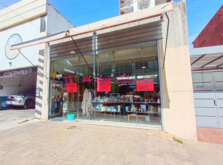 Local comercial · 167m² · 2 Cocheras