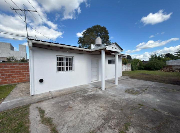 Casa · 35m² · 2 Ambientes · 1 Cochera
