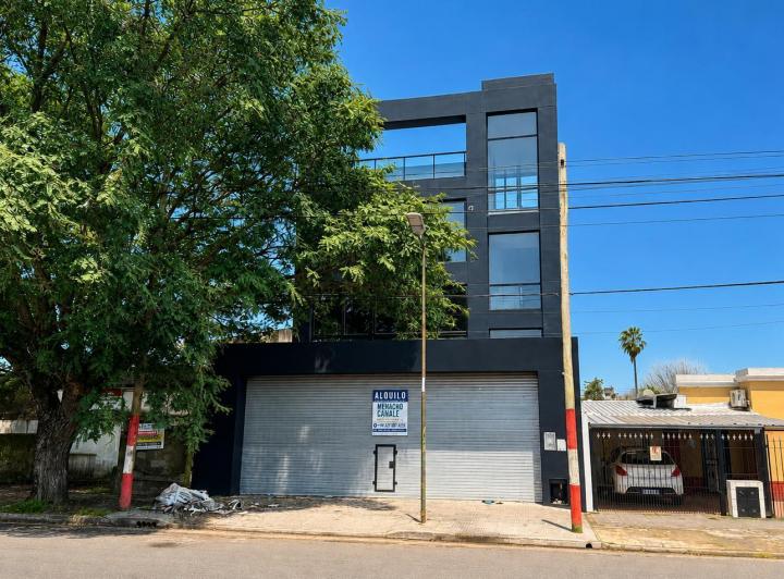 Local comercial · 574m²