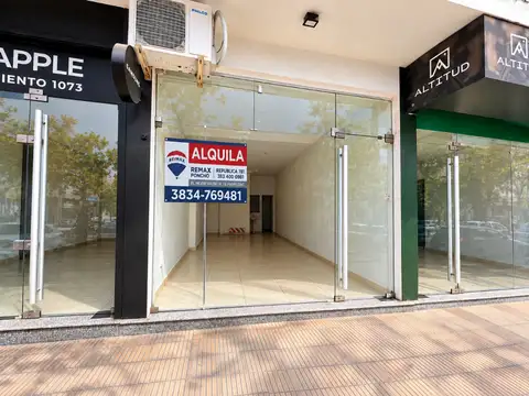 Se alquila local en zona centro