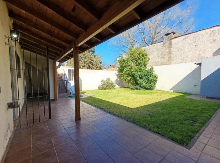 Casa · 159m² · 5 Ambientes · 3 Cocheras