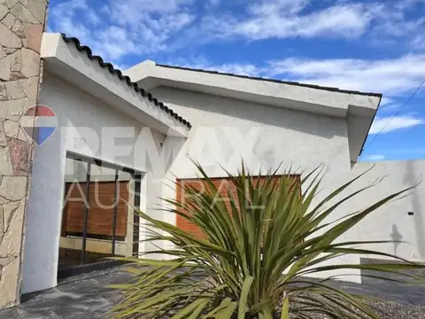 Casa 5 dormitorios caleta olivia costanera