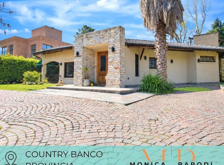 Casa · 660m² · 4 Ambientes · 3 Cocheras