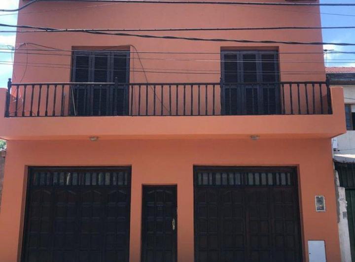 Casa · 275m² · 5 Ambientes · 3 Cocheras