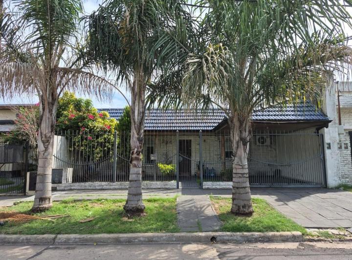 Casa · 120m² · 3 Ambientes · 1 Cochera